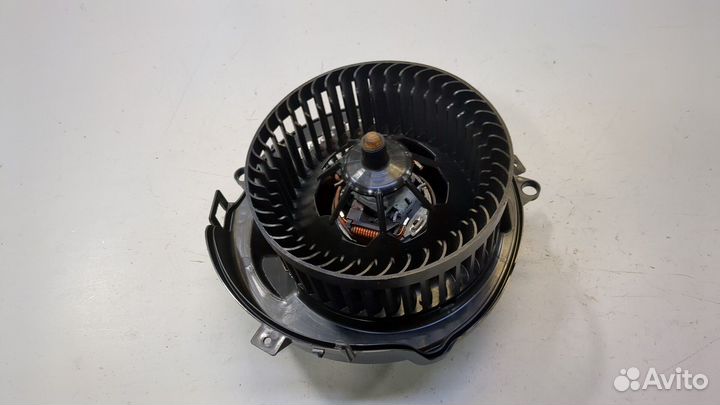 Двигатель отопителя Audi A3 (8V), 2017