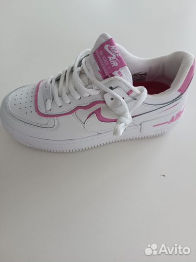 Кроссовки nike женские