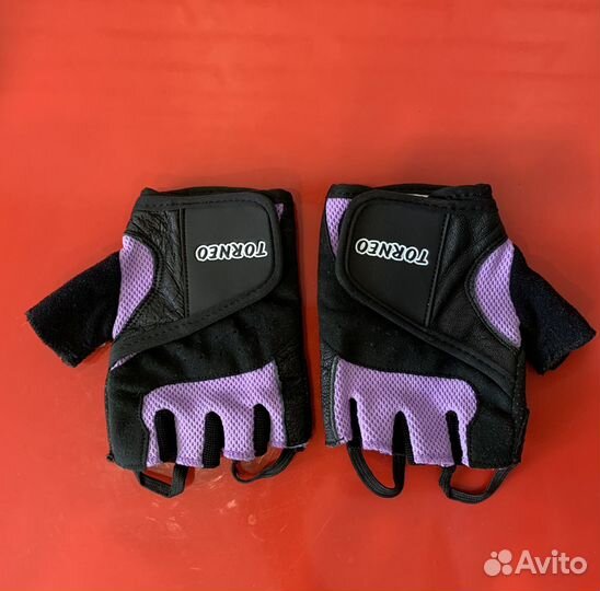 Перчатки для спорта