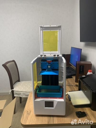 Продам фотополимерный 3D принтер Anycubic Photon S