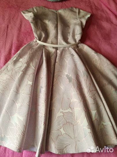 Нарядное платье для девочки