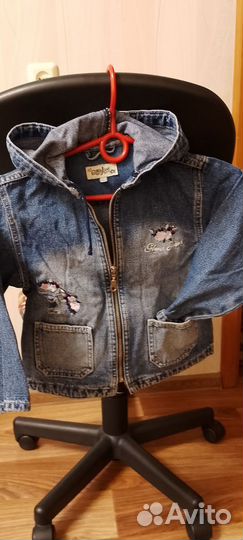 Джинсовая куртка