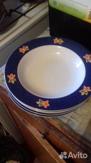 Тарелка длина 22 см,фимка чехословакия