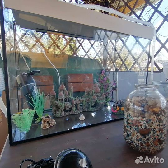 Украшения для аквариума