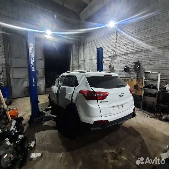 В разборе Хендай Крета двигатель 2.0 G4NA АКПП 4WD