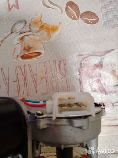 Электро моторчик дворников лобового стекла