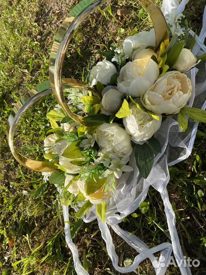 Свадебные украшения на машину