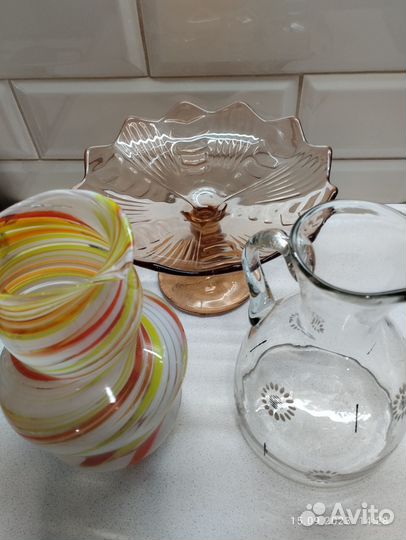 Кувшин цветное стекло. Фруктовница на ножке СССР