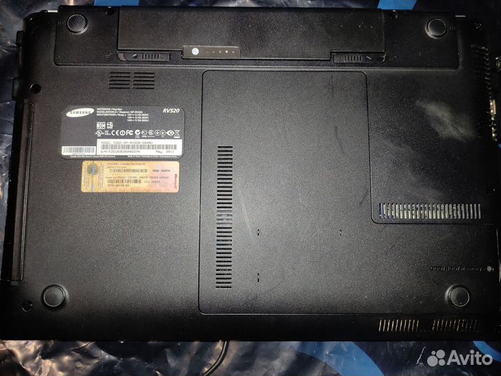 Ноутбук Samsung RV520