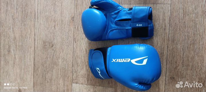 Перчатки для кикбоксинга на ребенка