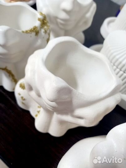 Статуэтка-вазочка из гипса