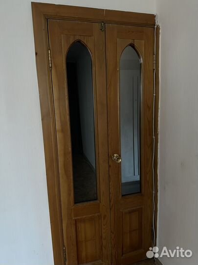 Деревянные двери