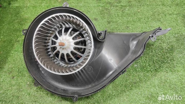 Моторчик печки Land Rover Freelander 2 2008