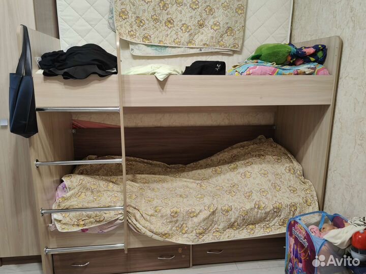 Двухъярусная кровать бу