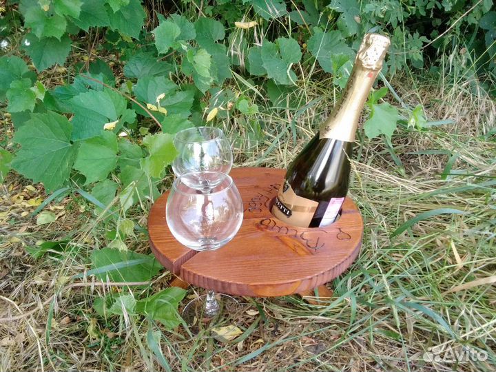Винный столик