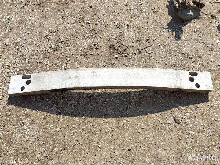 Передний усилитель бампера lexus RX 350