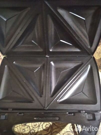 Электрическая вафельница