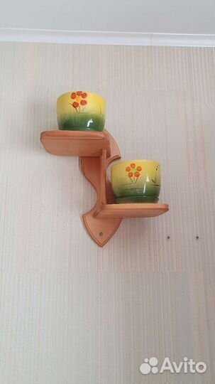 Полка настенная с горшками 2 шт, цена за каждую