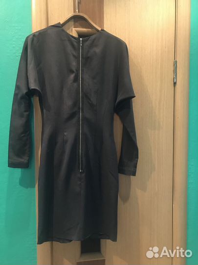 Продажа пиджаков, платья