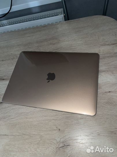 Apple macbook air 13 2020 m1