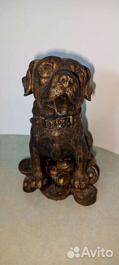 Статуэтка собака