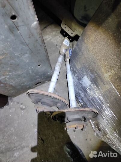 Полуось правая левая Surf 130 4Runner 130