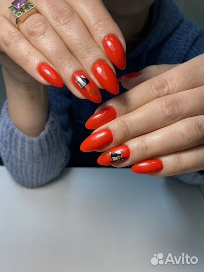 Маникюр, педикюр