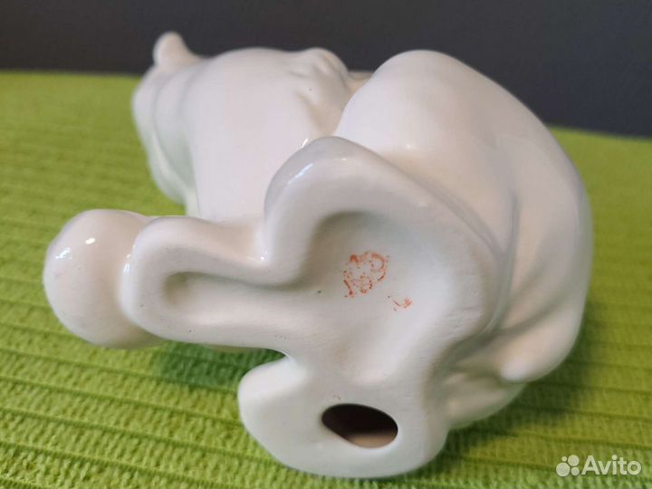 Статуэтка Медведь