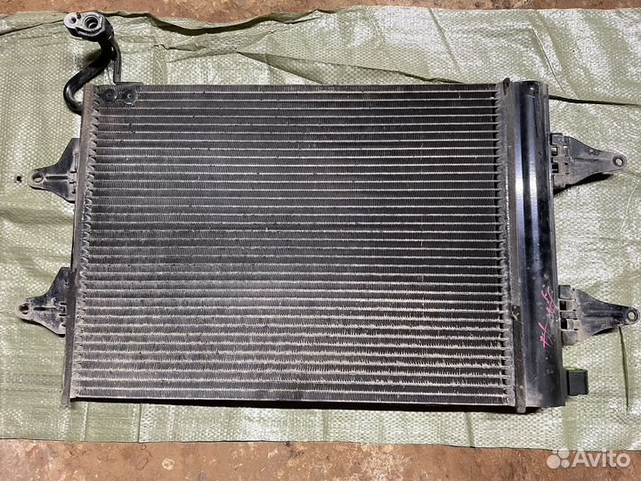 Радиатор кондиционера Skoda Fabia 2001г Хетчбэк