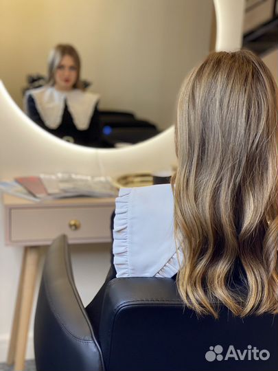 Стилист по волосам