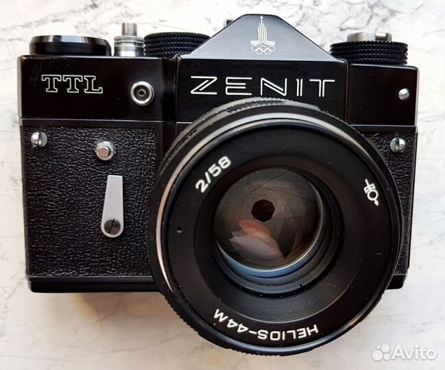 Фотоаппарат Zenit-TTL,Олимпийский, Объектив Helios