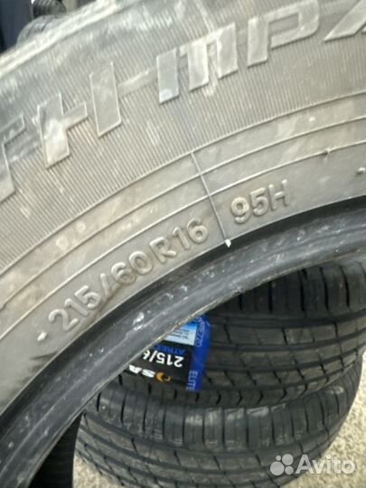 Toyo Tranpath MPZ 215/60 R16