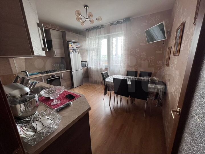 3-к. квартира, 79 м², 5/9 эт.