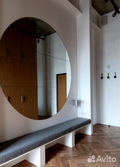 Интерьерные безрамные зеркала любой формы