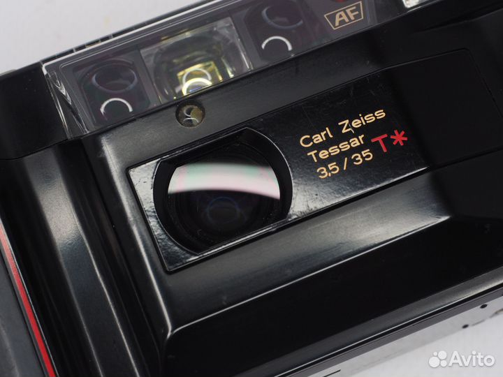 Пленочный фотоаппарат Yashica T2 Kyocera TD