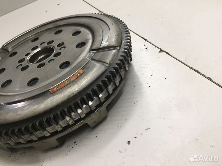 Маховик двигателя Бензин 2.0, МКПП пробег 4000км