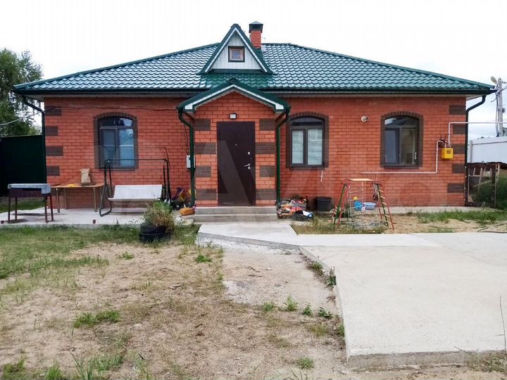 Дом 100 м² на участке 6 сот.