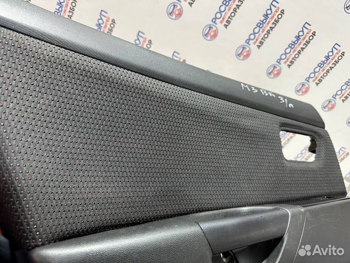 Обшивка двери Mazda 3 BK