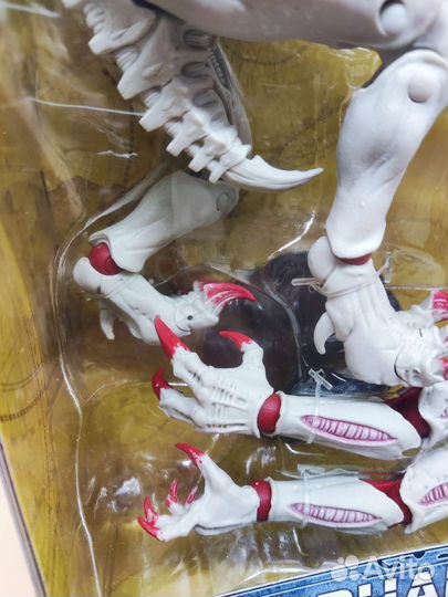 Фигурка Warhammer 40k Tyranid Genestealer