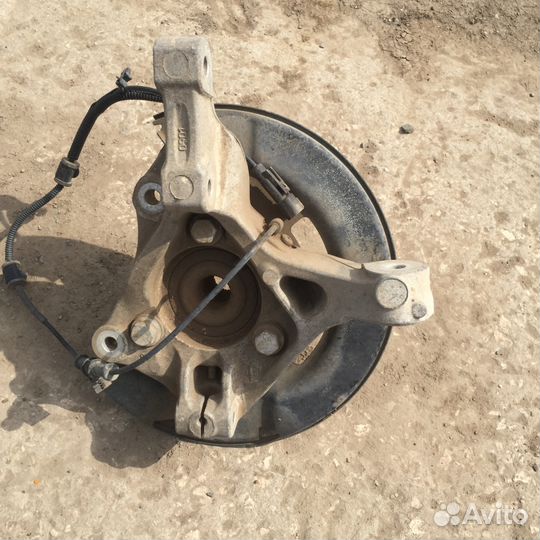 Поворотный Кулак правый в сборе Chevrolet Cruze