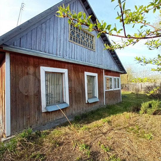 Дом 23,4 м² на участке 10,9 сот.