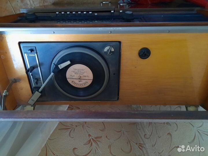 Радиола урал 111