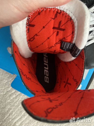 Хоккейные коньки bauer vapor