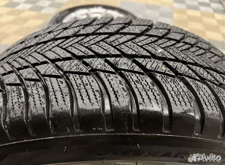 Bridgestone Blizzak LM-001 225/60 R17 99H