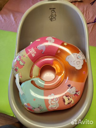 Ванночка для купания с горкой