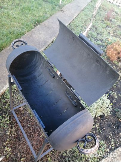 Мангал с крышкой