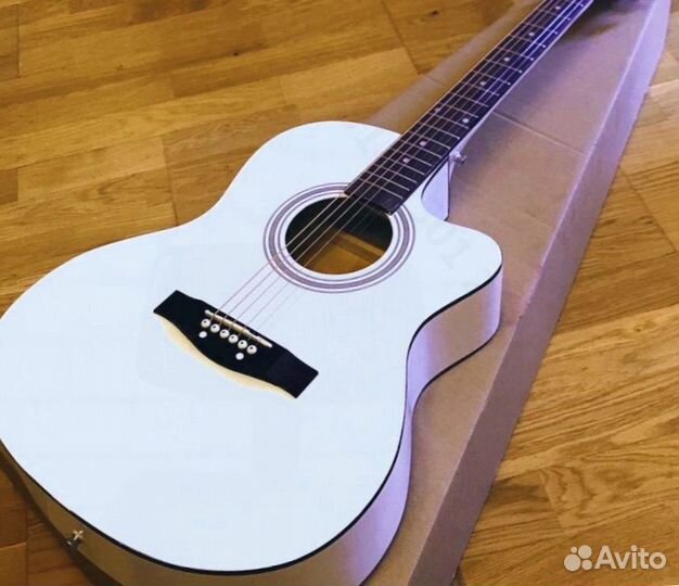 Гитара акустическая
