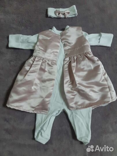Комплект на выписку для девочки