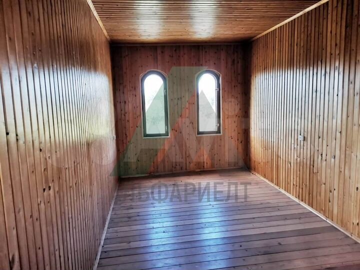 Дом 126 м² на участке 8 сот.