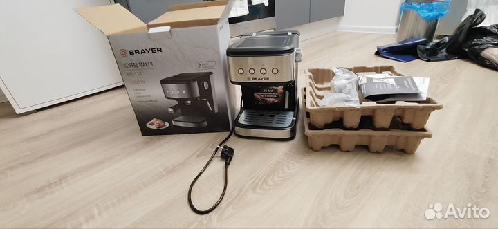Кофеварка рожковая brayer br1114